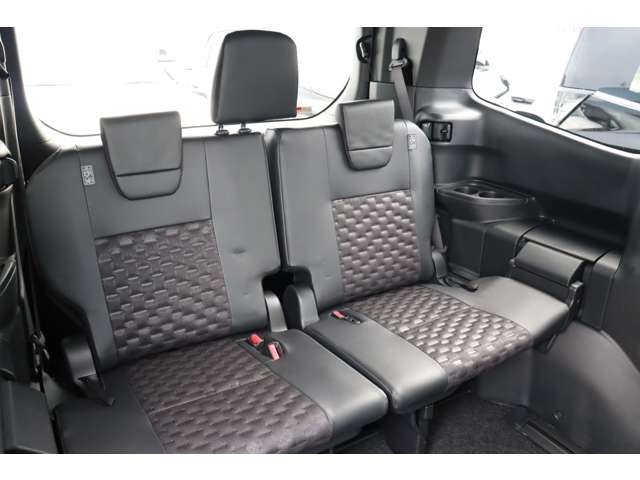 トヨタ ヴォクシー ２．０ Ｓ－Ｚ R5年 (東海) 99