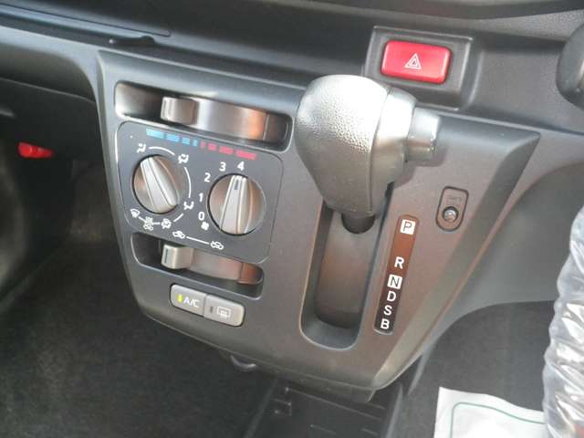 ダイハツ ミラ　イース ６６０ Ｌ H29年 (東北) 99