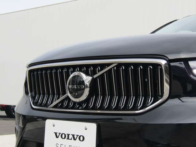 ボルボ ＸＣ４０ アルティメット Ｂ４ ＡＷＤ ４ＷＤ R4年 (関東) 99