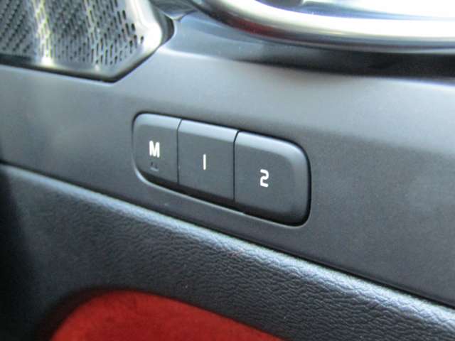 ボルボ ＸＣ４０ Ｂ４ ＡＷＤ Ｒデザイン ４ＷＤ R3年 (関東) 99