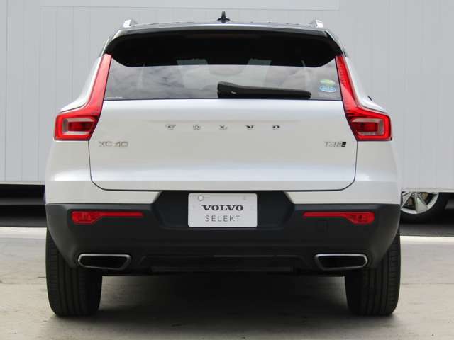 ボルボ ＸＣ４０ Ｔ４ ＡＷＤ Ｒデザイン ４ＷＤ R2年 (関東) 99