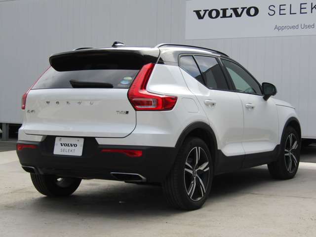 ボルボ ＸＣ４０ Ｔ４ ＡＷＤ Ｒデザイン ４ＷＤ R2年 (関東) 99