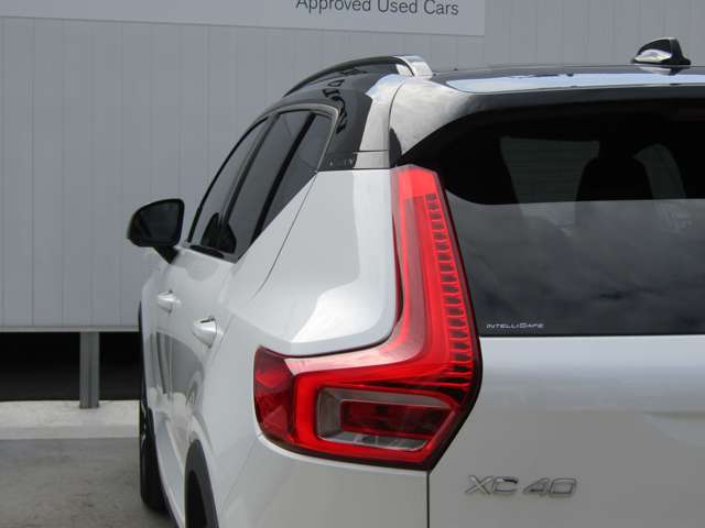 ボルボ ＸＣ４０ Ｔ４ ＡＷＤ Ｒデザイン ４ＷＤ R2年 (関東) 99