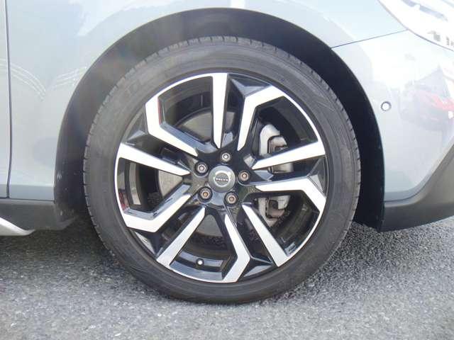 ボルボ Ｖ４０クロスカントリー Ｔ５ ＡＷＤ サマム ４ＷＤ H29年 (東北) 99