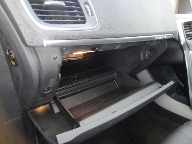 ボルボ Ｖ４０クロスカントリー Ｔ５ ＡＷＤ サマム ４ＷＤ H29年 (東北) 99