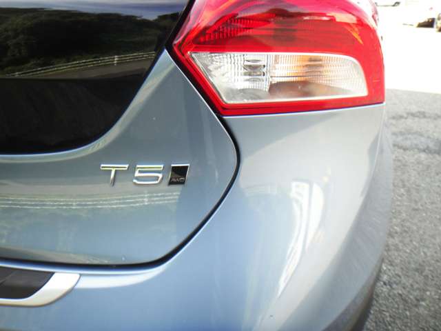 ボルボ Ｖ４０クロスカントリー Ｔ５ ＡＷＤ サマム ４ＷＤ H29年 (東北) 99