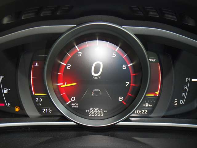 ボルボ Ｖ４０クロスカントリー Ｔ５ ＡＷＤ サマム ４ＷＤ H29年 (東北) 99