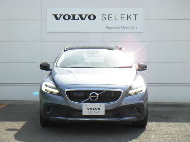 ボルボ Ｖ４０クロスカントリー Ｔ５ ＡＷＤ サマム ４ＷＤ H29年 (東北) 99