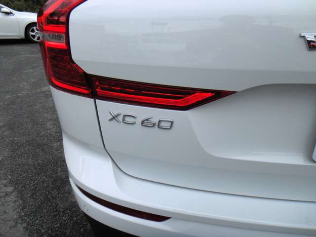 ボルボ ＸＣ６０ Ｄ４ ＡＷＤ モメンタム ディーゼルターボ ４ＷＤ H30年 (東北) 99