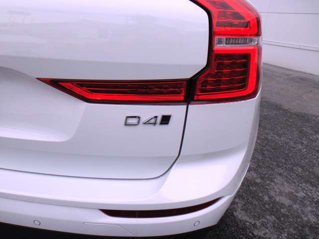 ボルボ ＸＣ６０ Ｄ４ ＡＷＤ モメンタム ディーゼルターボ ４ＷＤ H30年 (東北) 99