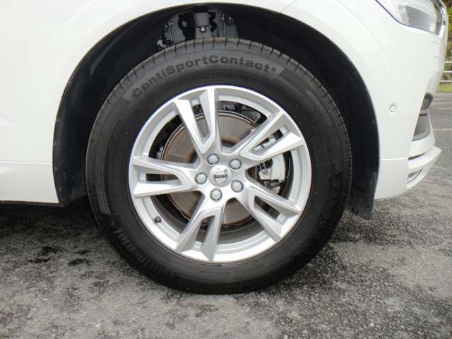 ボルボ ＸＣ６０ Ｄ４ ＡＷＤ モメンタム ディーゼルターボ ４ＷＤ H30年 (東北) 99