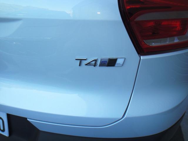 ボルボ ＸＣ４０ Ｔ４ ＡＷＤ Ｒデザイン ４ＷＤ R1年 (東北) 99