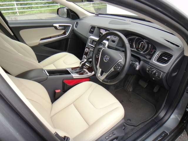 ボルボ Ｖ６０クロスカントリー Ｔ５ ＡＷＤ クラシック ４ＷＤ H30年 (東北) 99