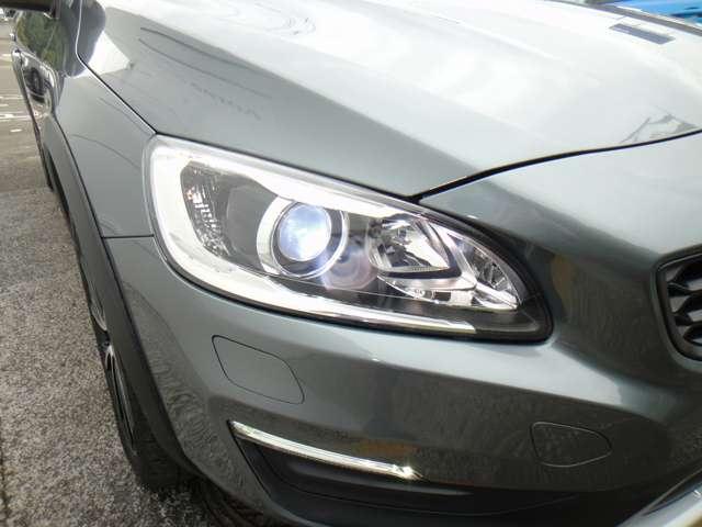 ボルボ Ｖ６０クロスカントリー Ｔ５ ＡＷＤ クラシック ４ＷＤ H30年 (東北) 99