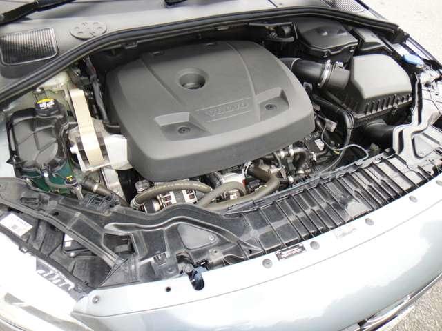 ボルボ Ｖ６０クロスカントリー Ｔ５ ＡＷＤ クラシック ４ＷＤ H30年 (東北) 99