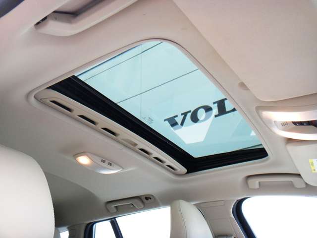 ボルボ Ｖ６０クロスカントリー Ｔ５ ＡＷＤ クラシック ４ＷＤ H30年 (東北) 99