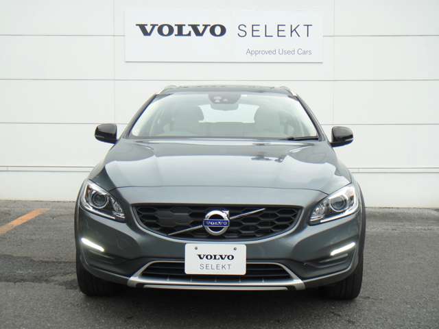 ボルボ Ｖ６０クロスカントリー Ｔ５ ＡＷＤ クラシック ４ＷＤ H30年 (東北) 99