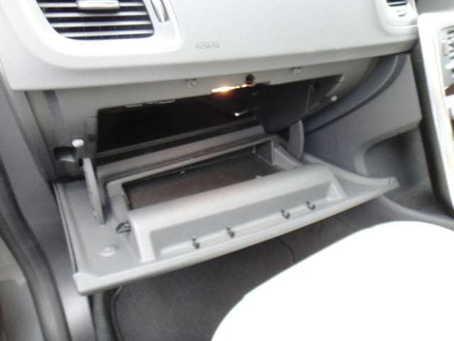 ボルボ Ｖ６０クロスカントリー Ｔ５ ＡＷＤ クラシック ４ＷＤ H30年 (東北) 99