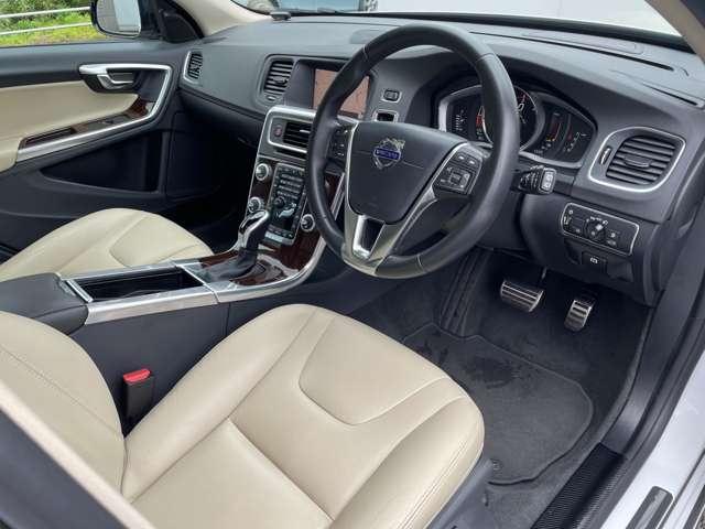 ボルボ Ｖ６０クロスカントリー Ｄ４ クラシック ディーゼルターボ H30年 (東北) 99