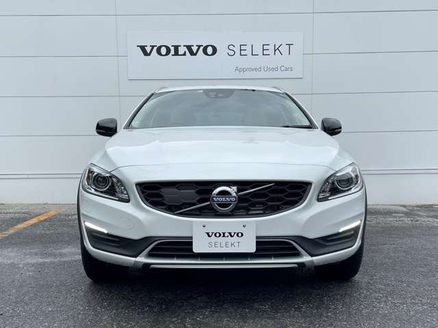 ボルボ Ｖ６０クロスカントリー Ｄ４ クラシック ディーゼルターボ H30年 (東北) 99