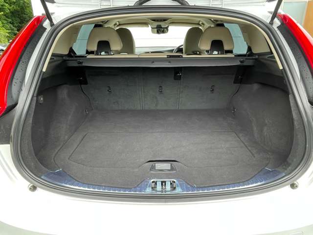 ボルボ Ｖ６０クロスカントリー Ｄ４ クラシック ディーゼルターボ H30年 (東北) 99