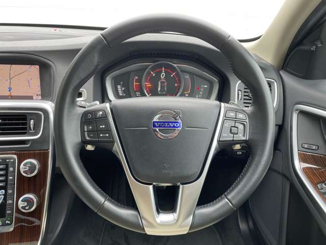 ボルボ Ｖ６０クロスカントリー Ｄ４ クラシック ディーゼルターボ H30年 (東北) 99