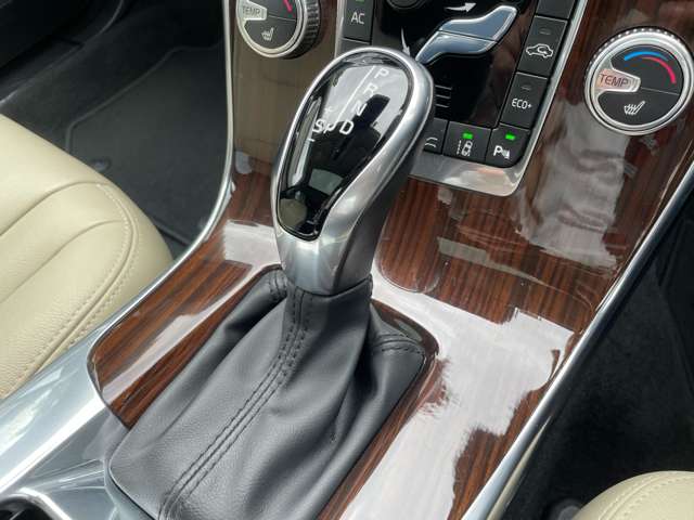 ボルボ Ｖ６０クロスカントリー Ｄ４ クラシック ディーゼルターボ H30年 (東北) 99