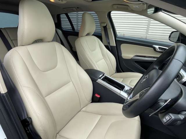 ボルボ Ｖ６０クロスカントリー Ｄ４ クラシック ディーゼルターボ H30年 (東北) 99