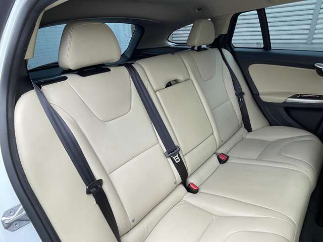 ボルボ Ｖ６０クロスカントリー Ｄ４ クラシック ディーゼルターボ H30年 (東北) 99