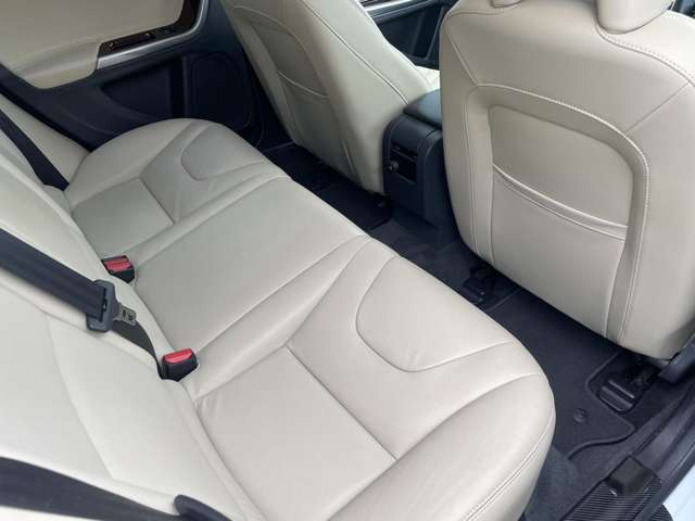 ボルボ Ｖ６０クロスカントリー Ｄ４ クラシック ディーゼルターボ H30年 (東北) 99