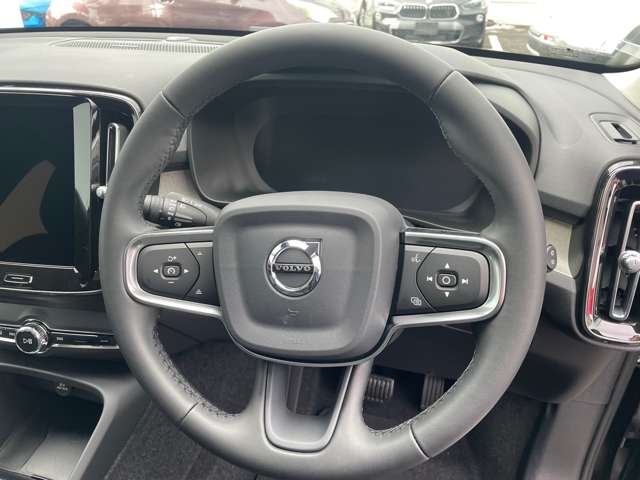 ボルボ ＸＣ４０ アルティメット Ｂ４ ＡＷＤ ４ＷＤ R5年 (東北) 99