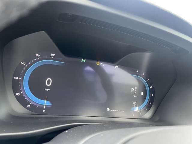 ボルボ ＸＣ４０ アルティメット Ｂ４ ＡＷＤ ４ＷＤ R5年 (東北) 99