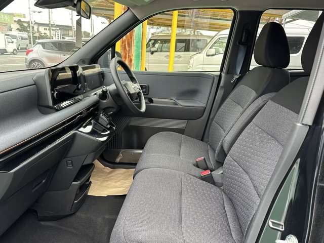 日産 サクラ Ｘ R4年 (東海) 99