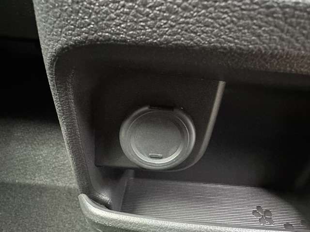 日産 サクラ Ｘ R4年 (東海) 99