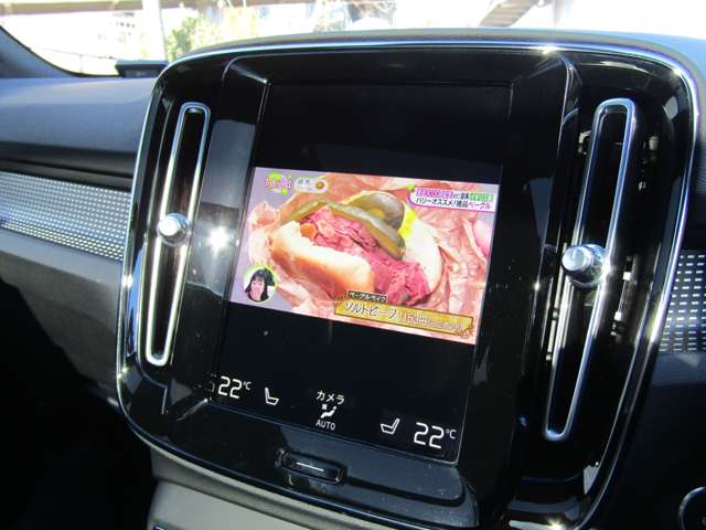 ボルボ ＸＣ４０ Ｂ４ ＡＷＤ Ｒデザイン ４ＷＤ R3年 (関東) 99