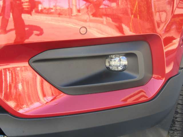 ボルボ ＸＣ４０ Ｂ４ ＡＷＤ Ｒデザイン ４ＷＤ R3年 (関東) 99