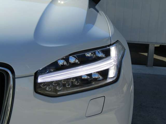 ボルボ ＸＣ９０ Ｂ６ ＡＷＤ インスクリプション ４ＷＤ R3年 (関東) 99