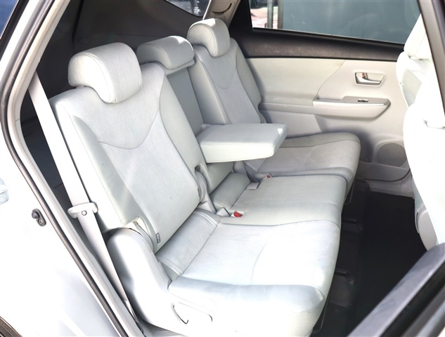 トヨタ プリウスΑ １．８ Ｇ ツーリングセレクション H25年 (関東) 99