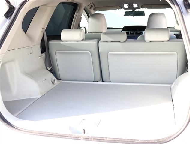 トヨタ プリウスΑ １．８ Ｇ ツーリングセレクション H25年 (関東) 99