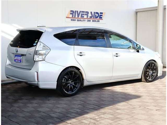 トヨタ プリウスΑ １．８ Ｇ ツーリングセレクション H25年 (関東) 99