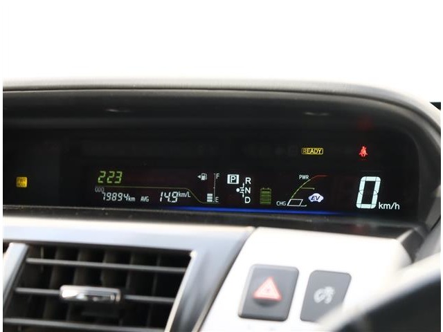 トヨタ プリウスΑ １．８ Ｇ ツーリングセレクション H25年 (関東) 99