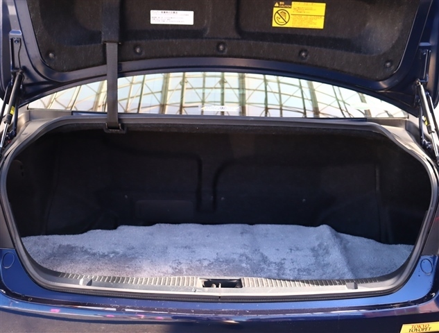 トヨタ クラウンマジェスタ　ハイブリッド ３．５ Ｆバージョン H25年 (関東) 99