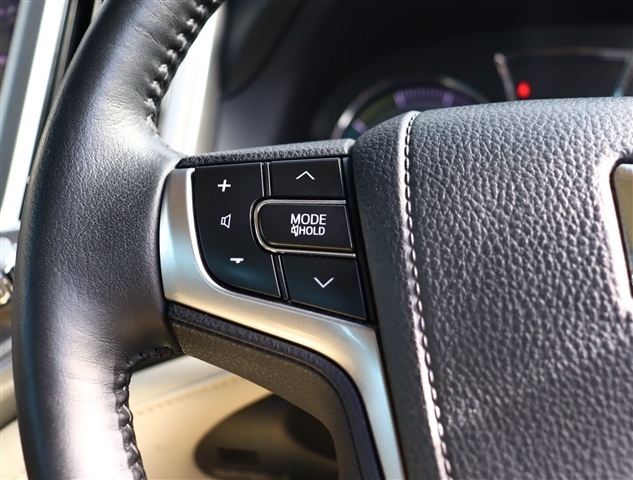 トヨタ クラウンマジェスタ　ハイブリッド ３．５ Ｆバージョン H25年 (関東) 99