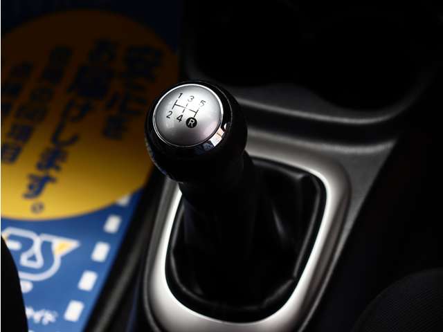 トヨタ ヴィッツ １．５ ＲＳ H27年 (関東) 99