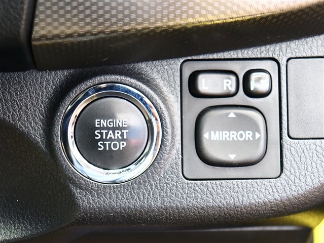 トヨタ ヴィッツ １．５ ＲＳ H27年 (関東) 99