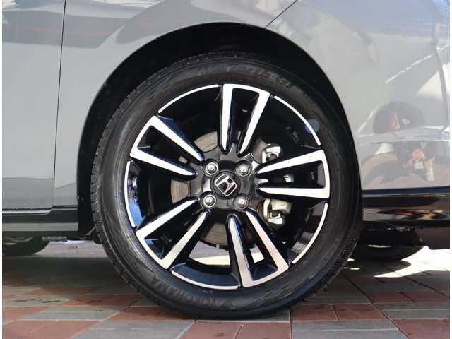 ホンダ フィット　ハイブリッド １．５ Ｅ：ＨＥＶ ＲＳ R5年 (関東) 99