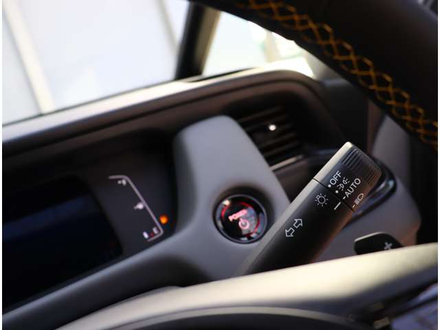 ホンダ フィット　ハイブリッド １．５ Ｅ：ＨＥＶ ＲＳ R5年 (関東) 99