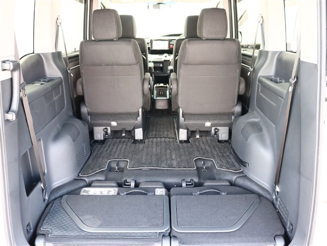 ホンダ ステップワゴン　ハイブリッド ２．０ Ｅ：ＨＥＶ スパーダ Ｇ ホンダセンシング R3年 (関東) 99