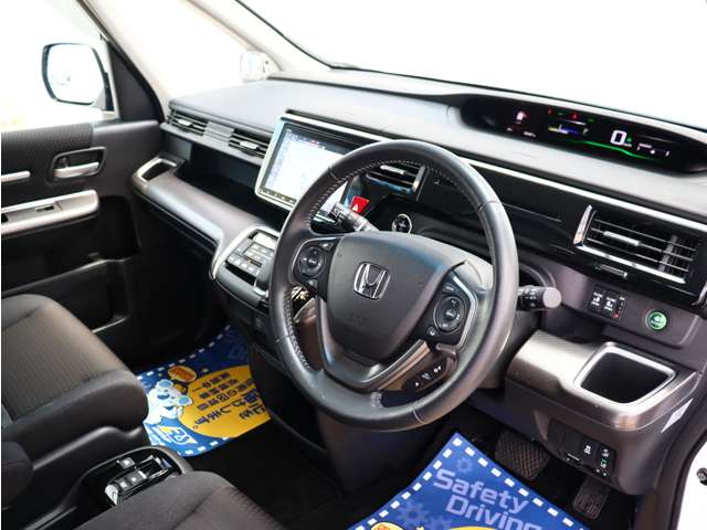 ホンダ ステップワゴン　ハイブリッド ２．０ Ｅ：ＨＥＶ スパーダ Ｇ ホンダセンシング R3年 (関東) 99