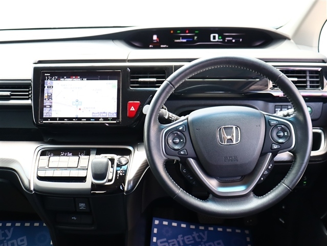 ホンダ ステップワゴン　ハイブリッド ２．０ Ｅ：ＨＥＶ スパーダ Ｇ ホンダセンシング R3年 (関東) 99